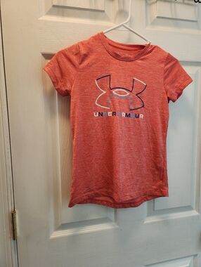 Girls Under Armour T Shirt
